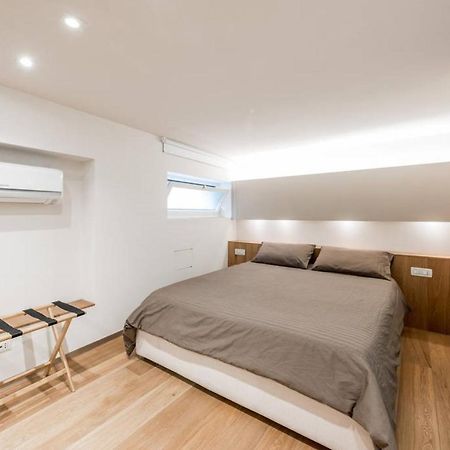 Artist Loft House Bed & Breakfast Bari Bagian luar foto